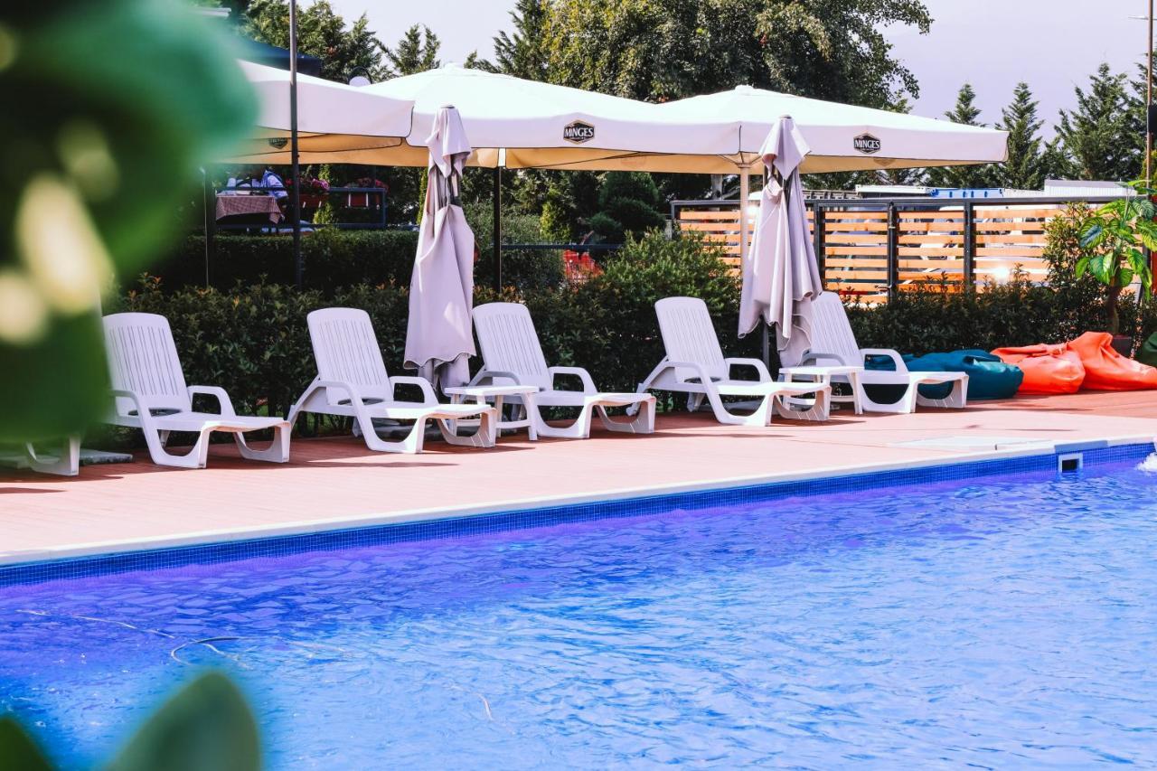 Nafron Hotel بريزرن المظهر الخارجي الصورة