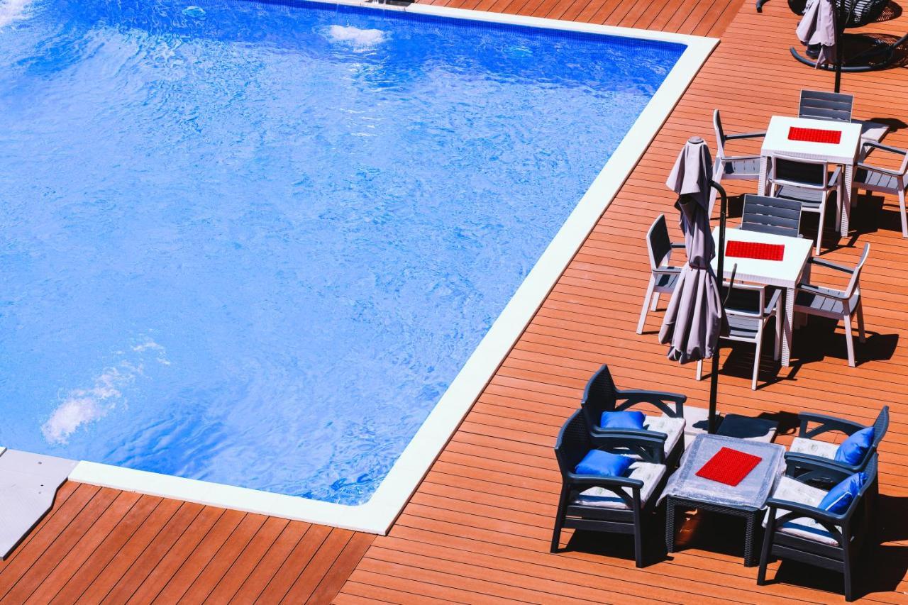 Nafron Hotel بريزرن المظهر الخارجي الصورة