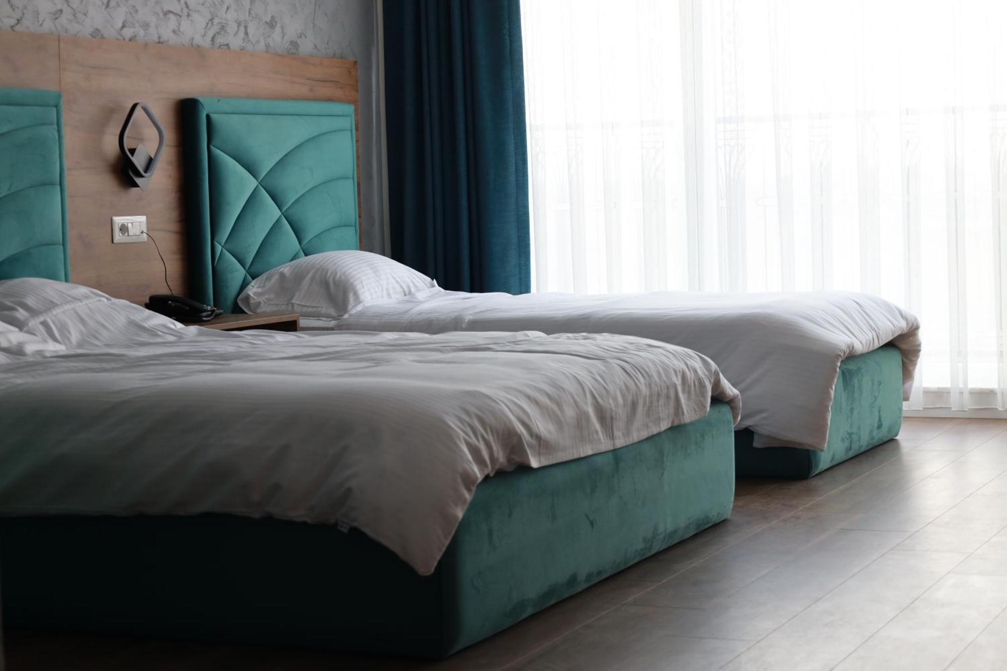 Nafron Hotel بريزرن المظهر الخارجي الصورة