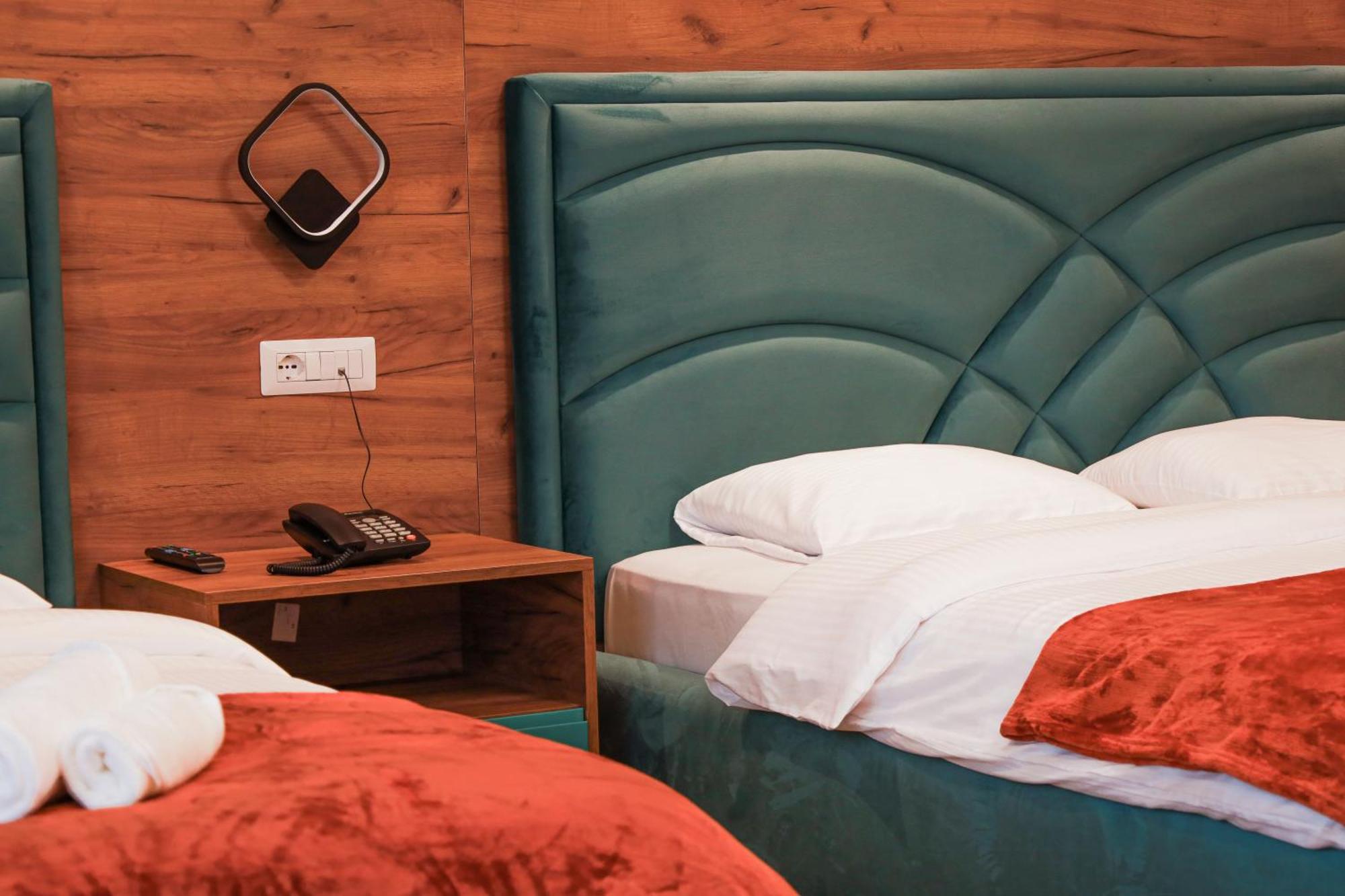 Nafron Hotel بريزرن المظهر الخارجي الصورة
